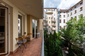 Pesti City Apartment&Free parking